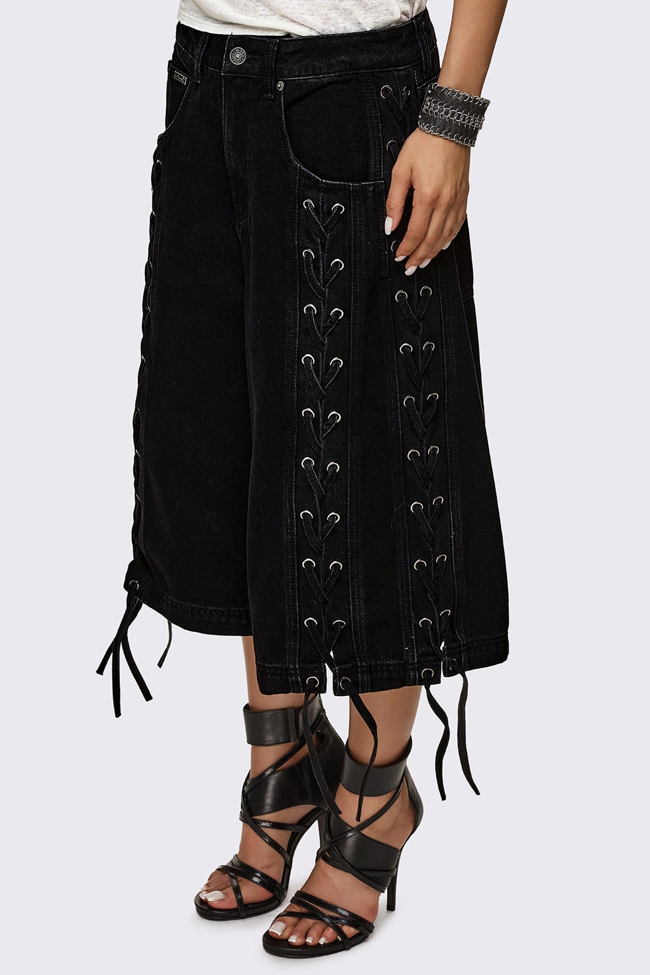 Tension Lace-Up Jorts