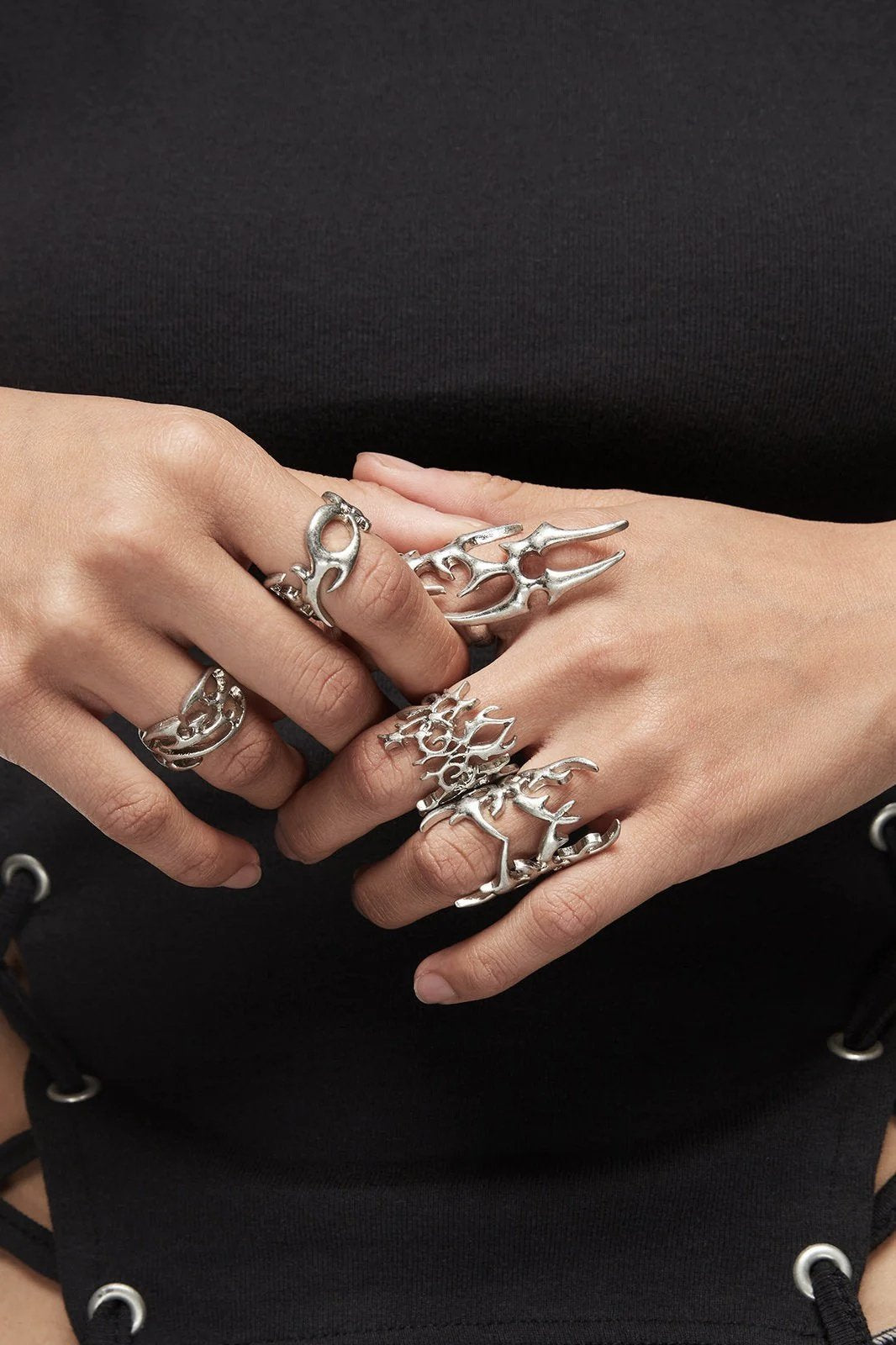 Iron Veins Ring Set