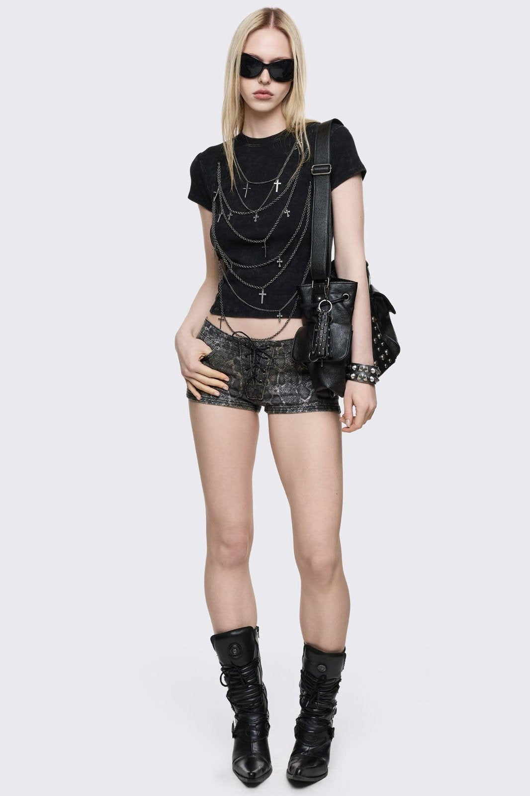 Pendent Armor Baby Tee